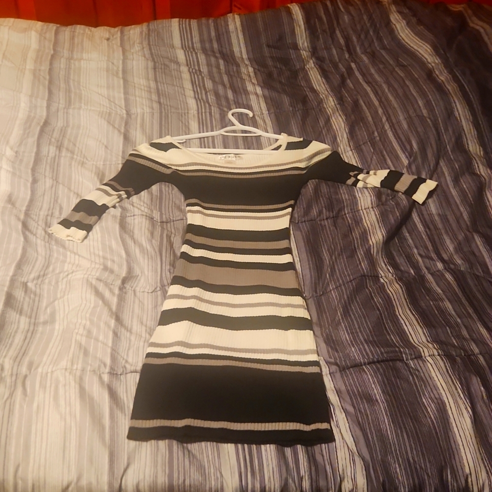 Long sleeve sweater.Dress